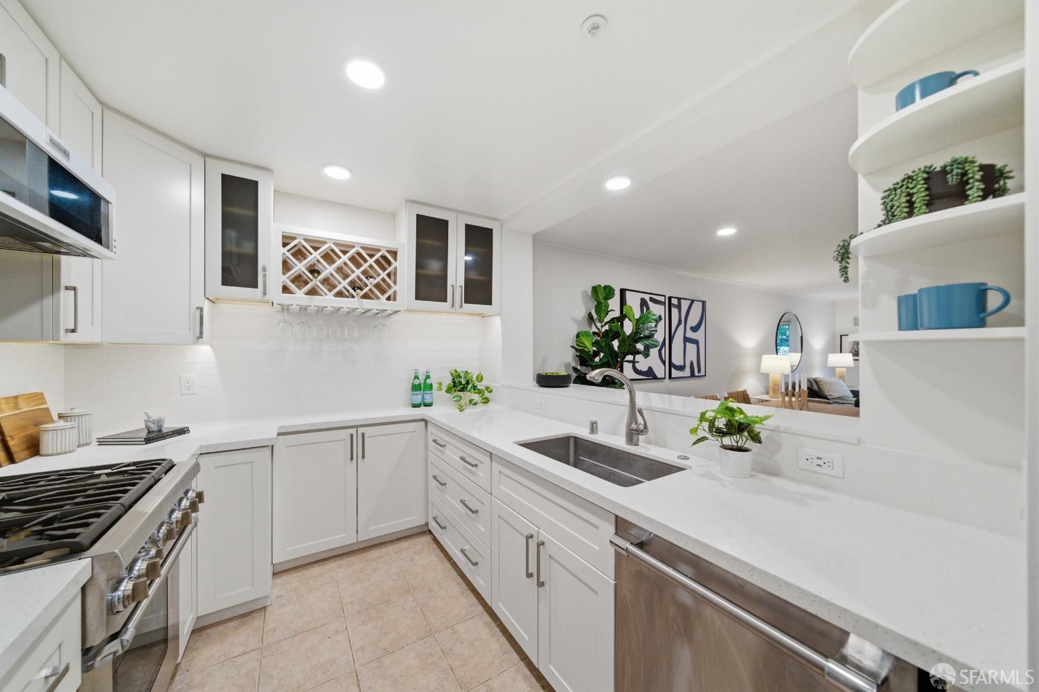 600 Chestnut Street # 207
