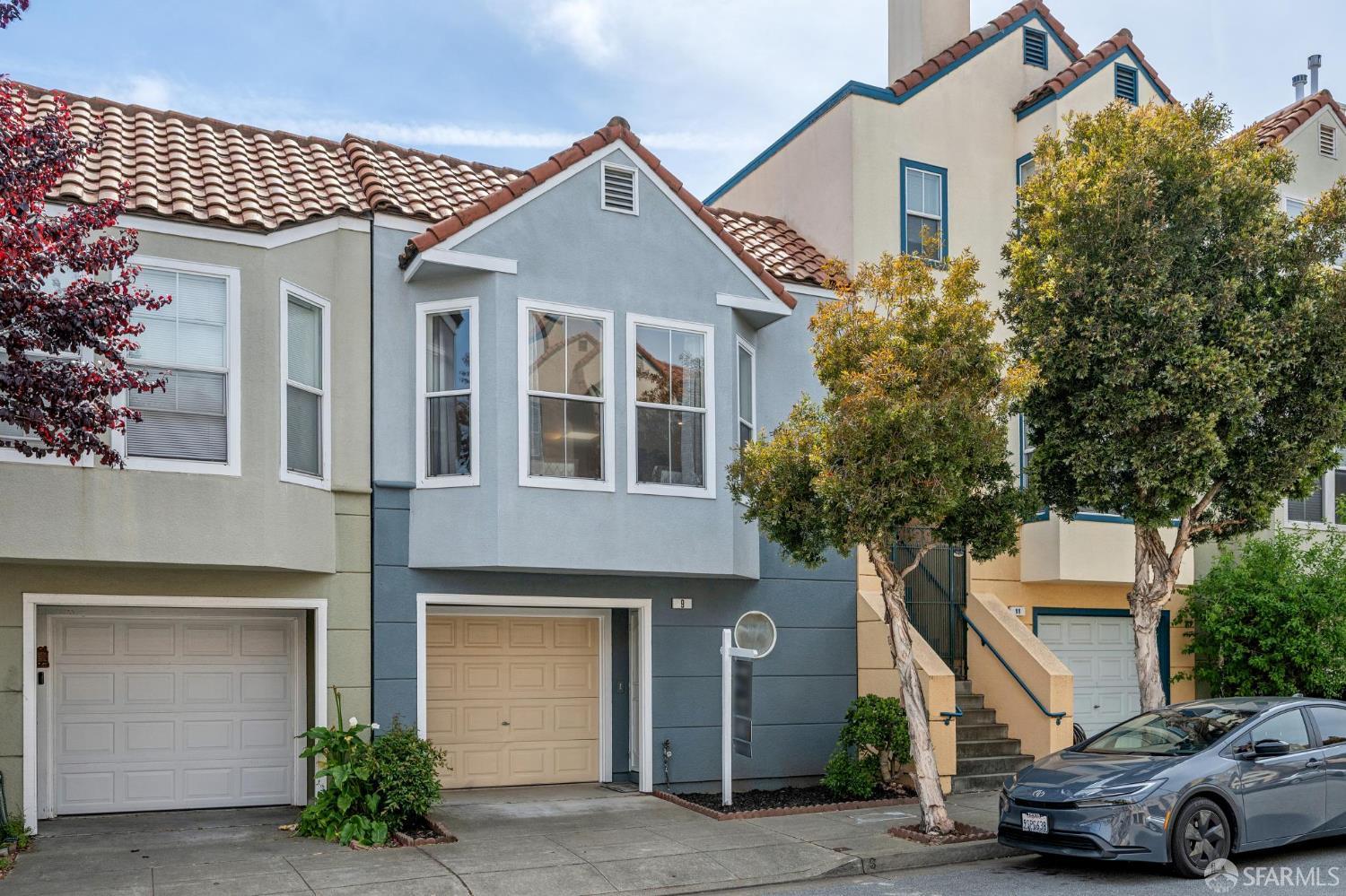 9 Lydia Avenue