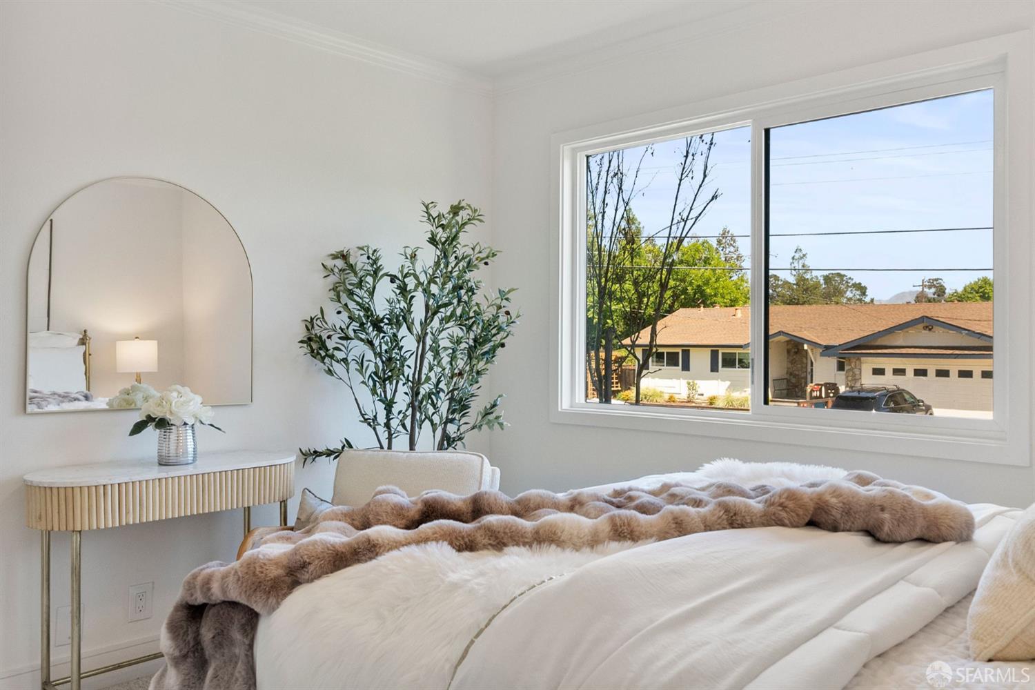 2 Beaumont Court