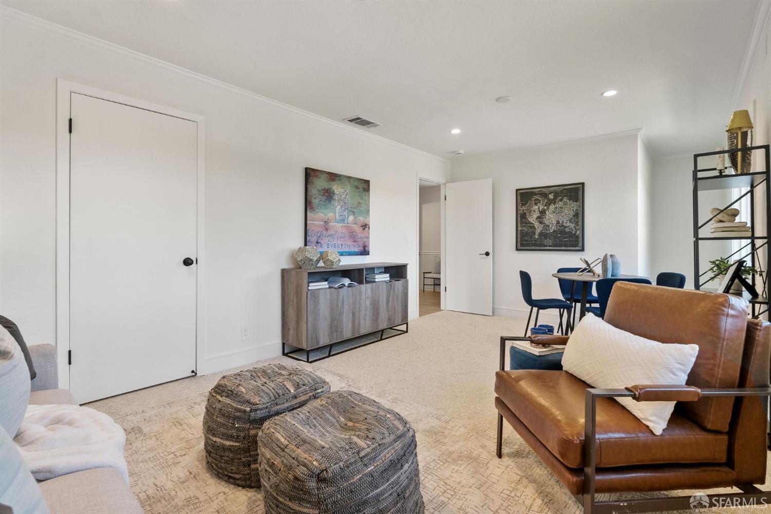 2 Beaumont Court
