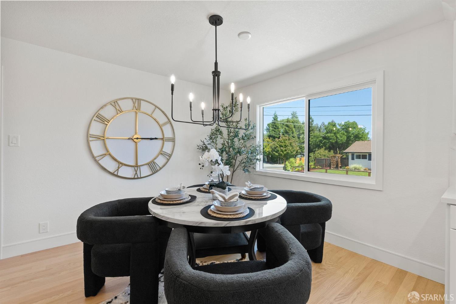 2 Beaumont Court