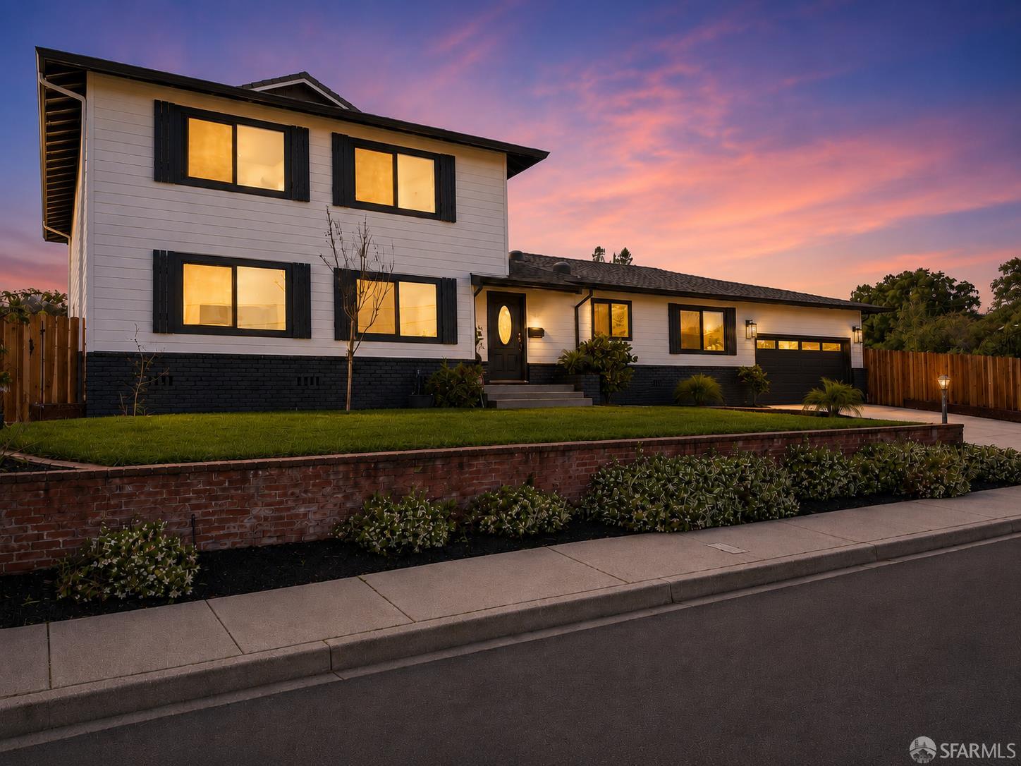 2 Beaumont Court