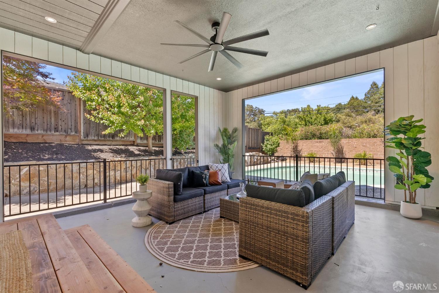 2 Beaumont Court