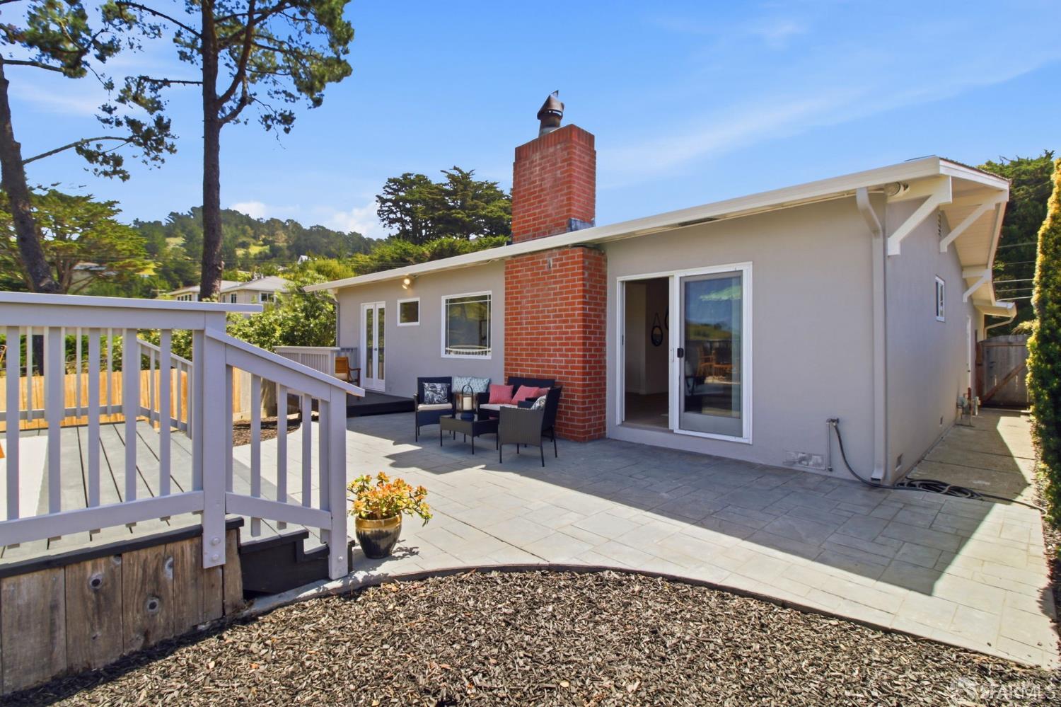 704 Alta Vista Drive