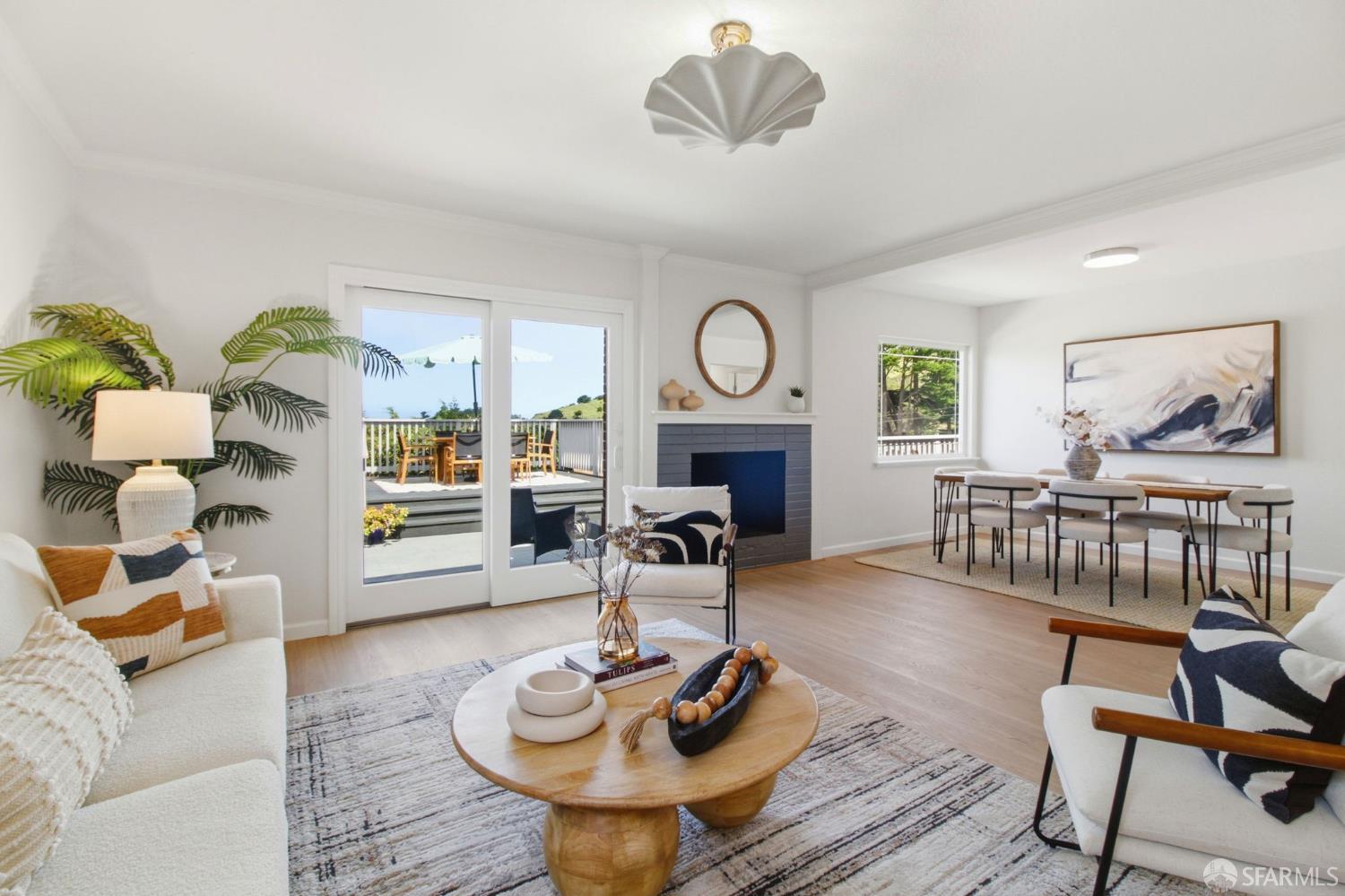 704 Alta Vista Drive