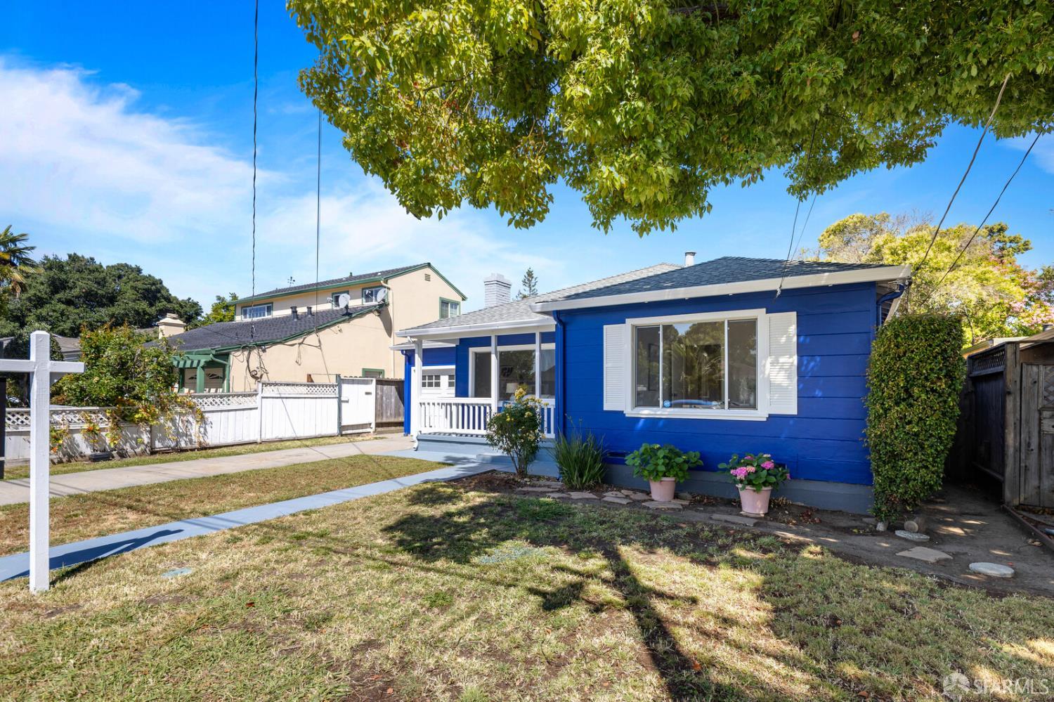 1028 Cherry Street