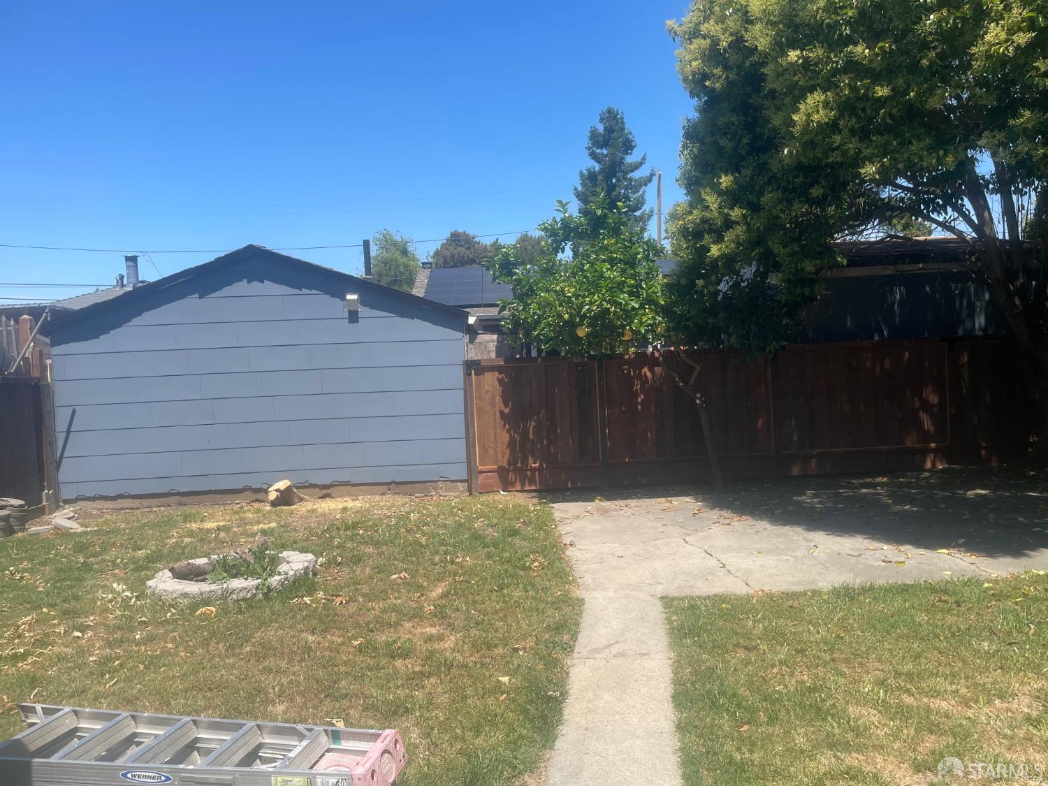 1028 Cherry Street