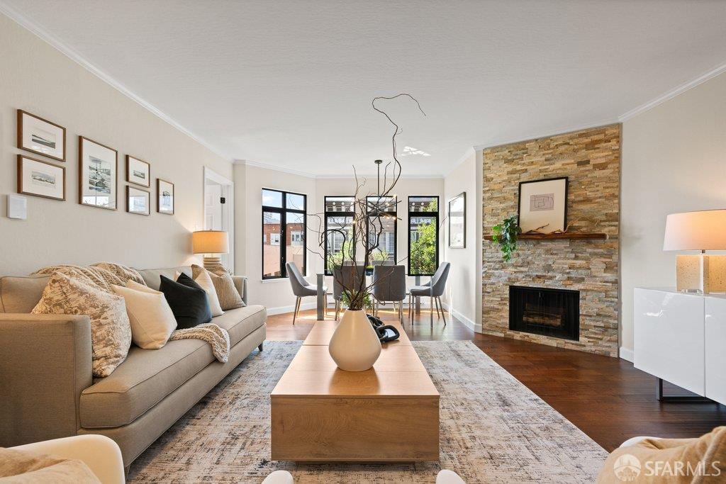 1860 Washington Street # 401
