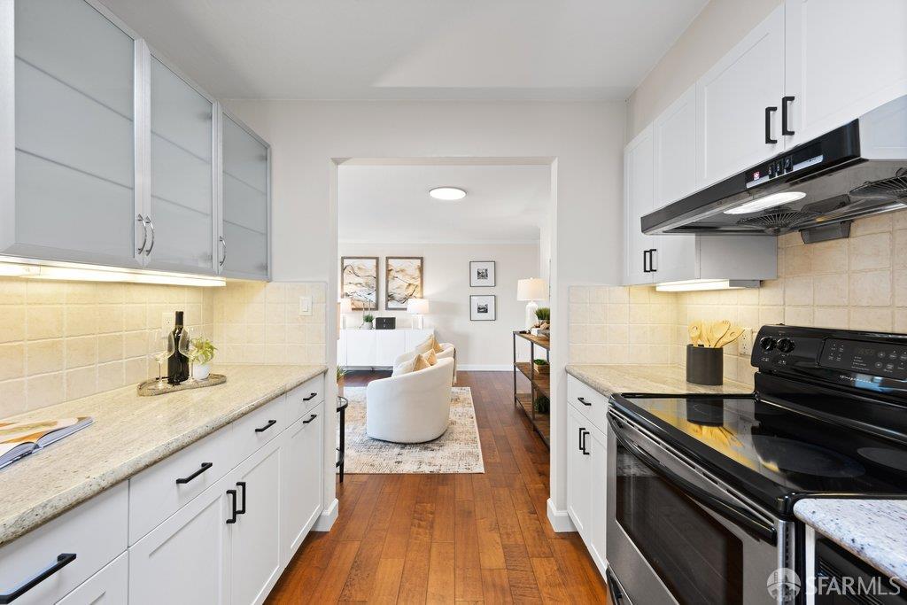 1860 Washington Street # 401