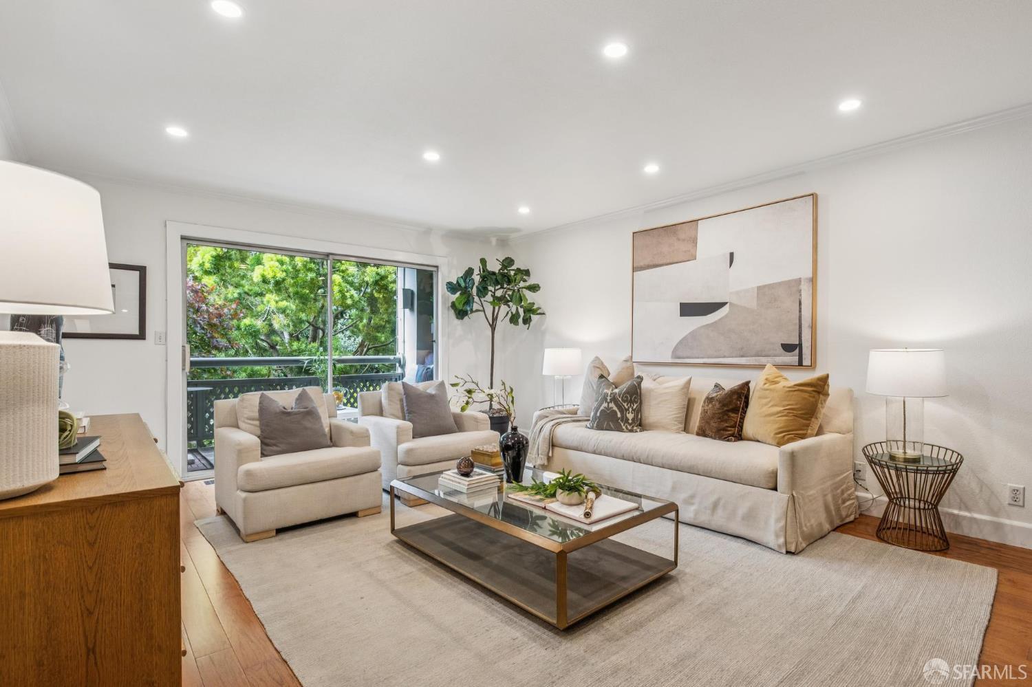 1909 Eddy Street # 2