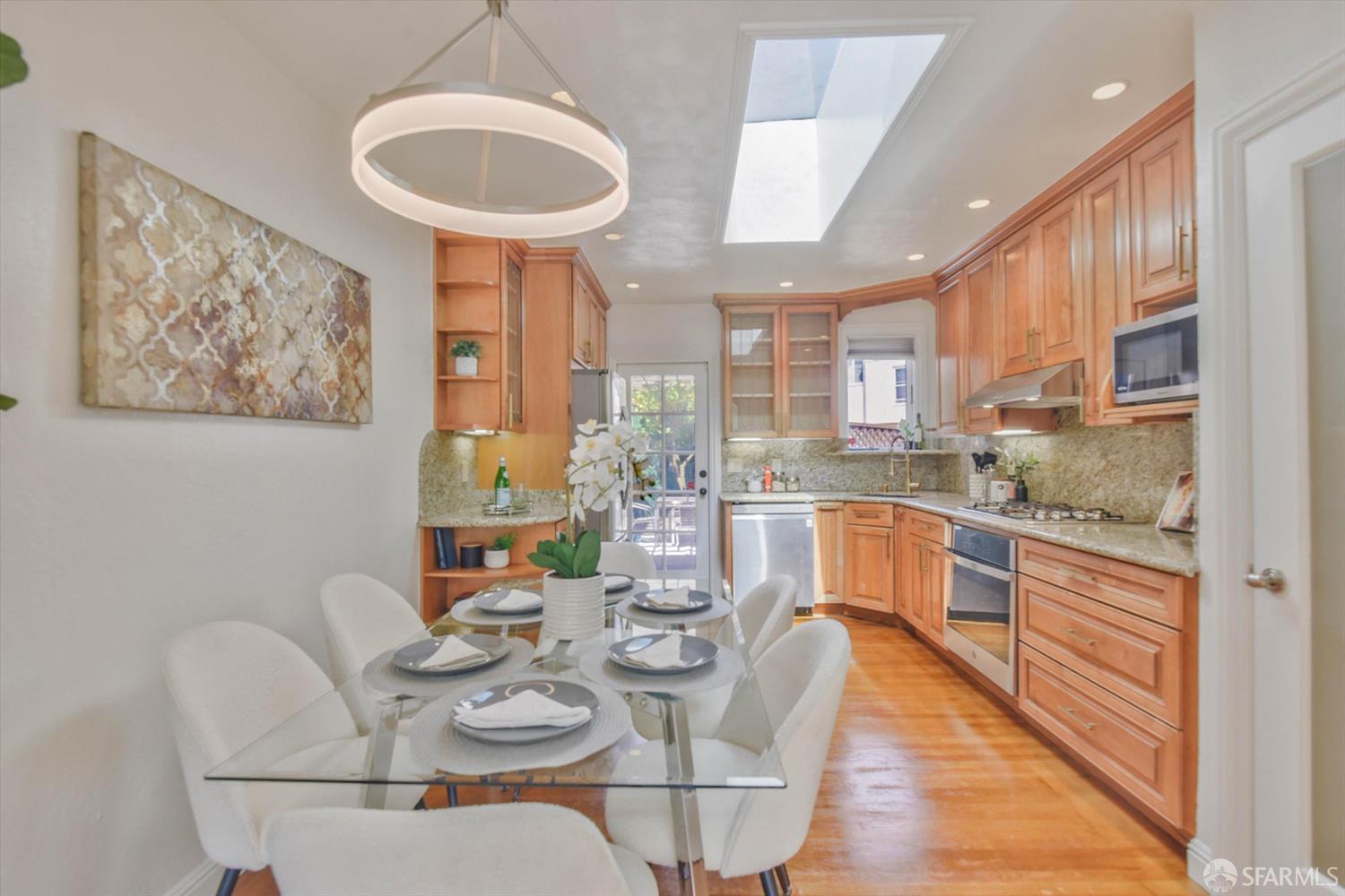 2 Maddux Avenue