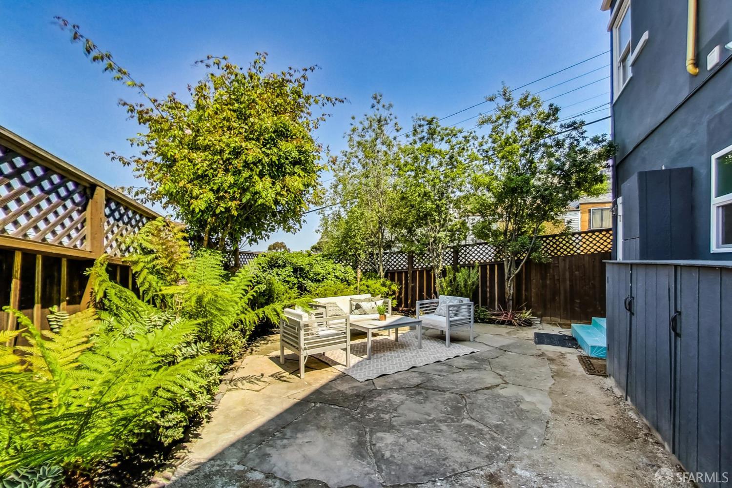 2 Maddux Avenue