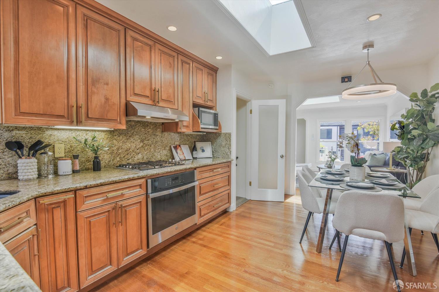 2 Maddux Avenue
