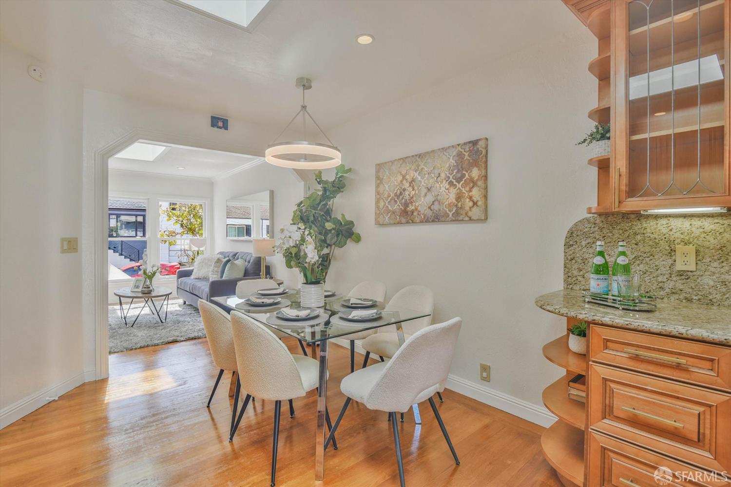 2 Maddux Avenue