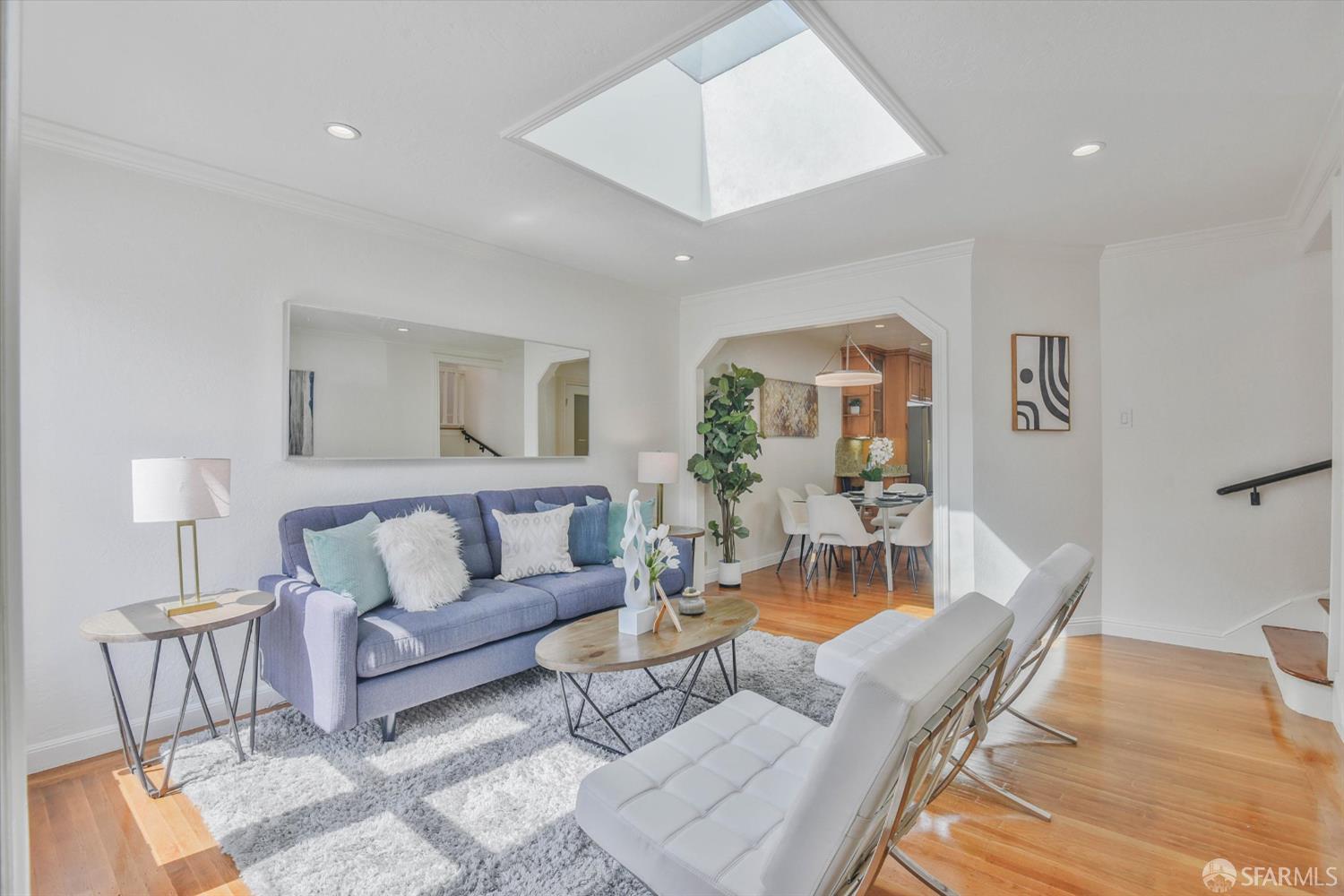 2 Maddux Avenue