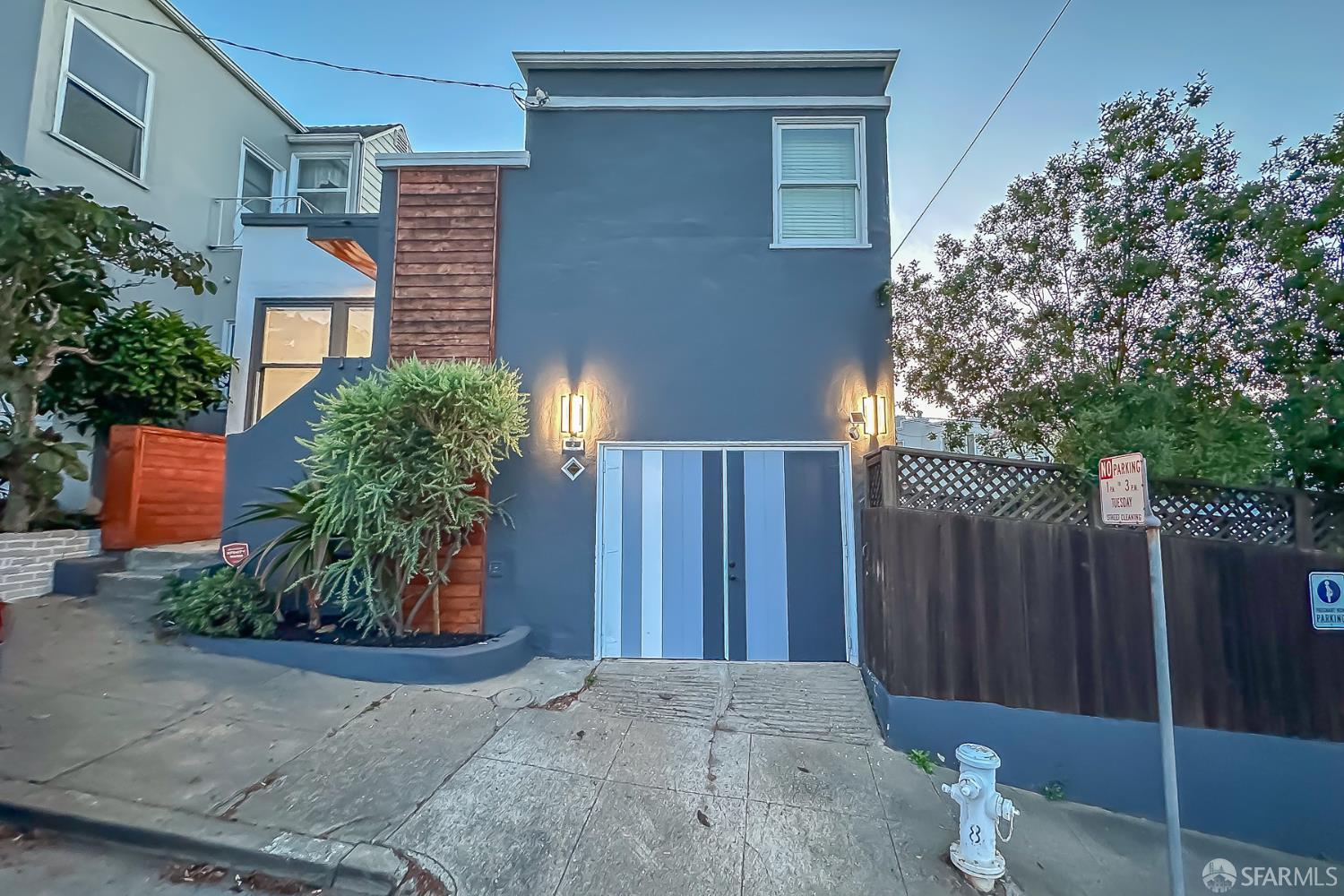 2 Maddux Avenue