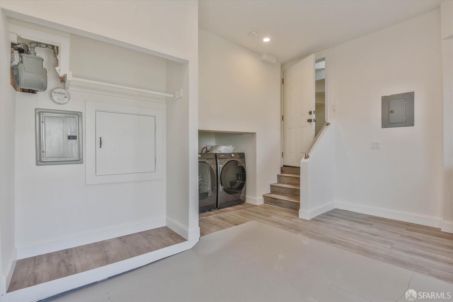 2 Maddux Avenue