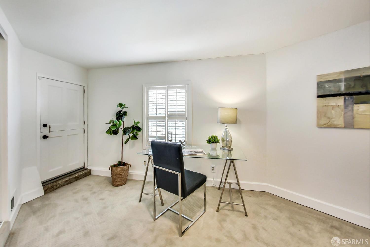 2 Maddux Avenue