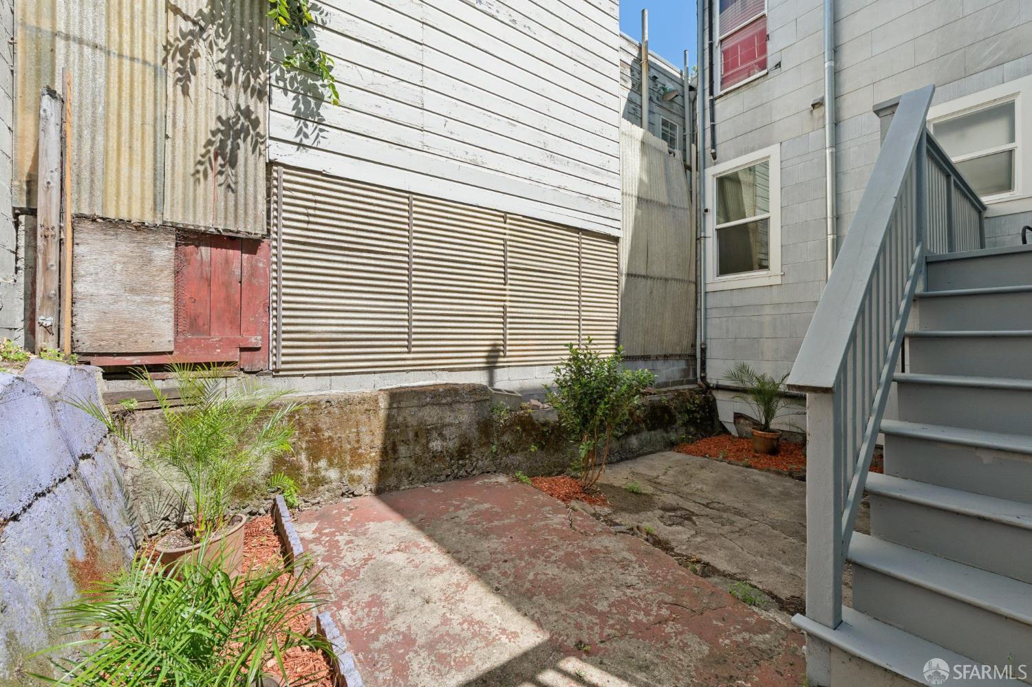 42-44 Sumner Street