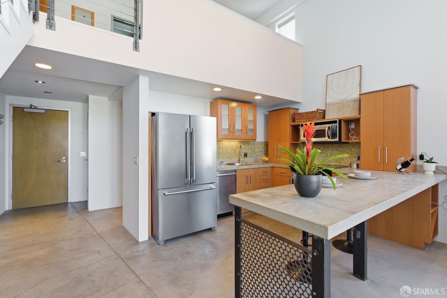 725 Florida Street # 15