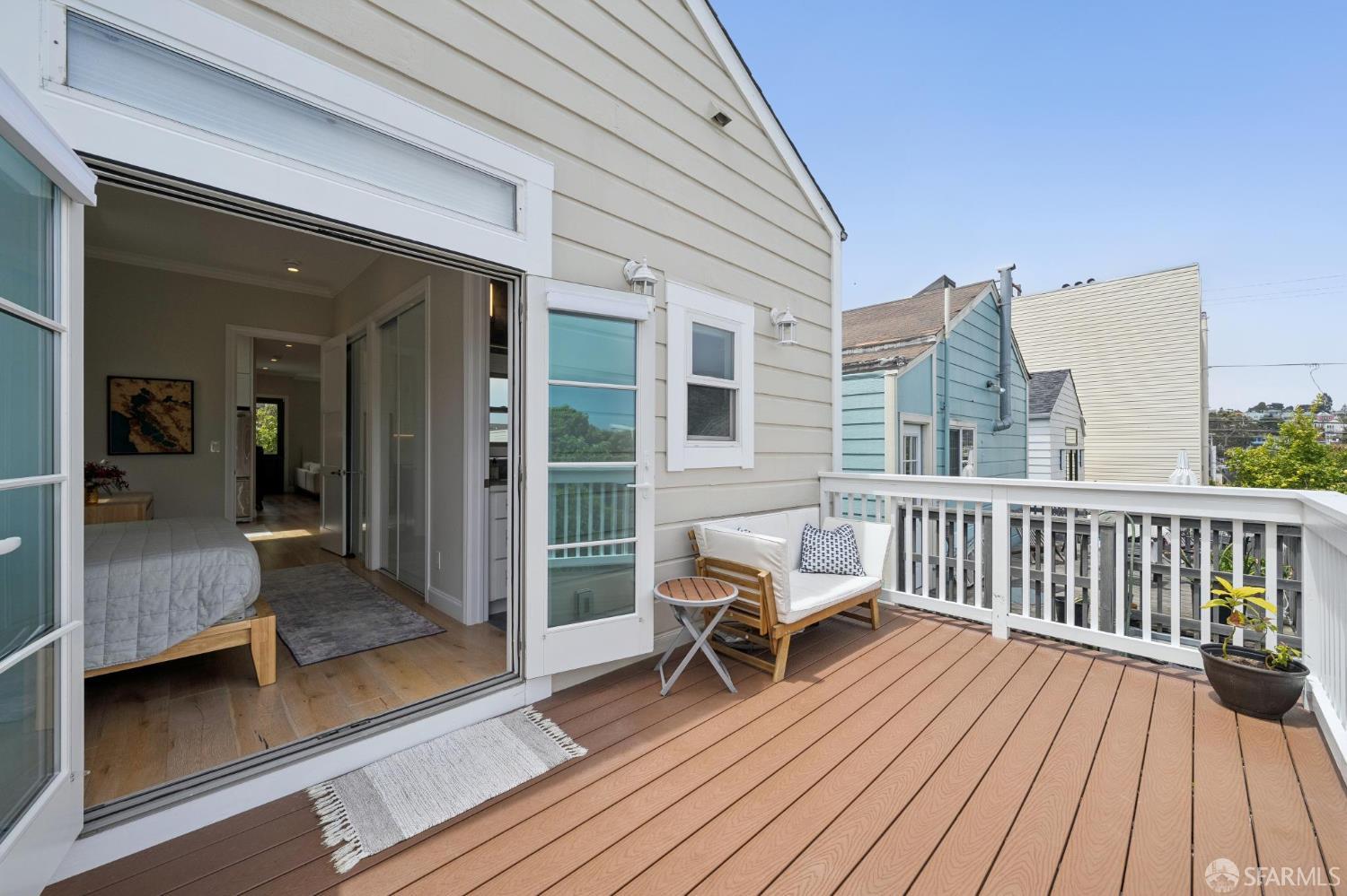 1621 Castro Street