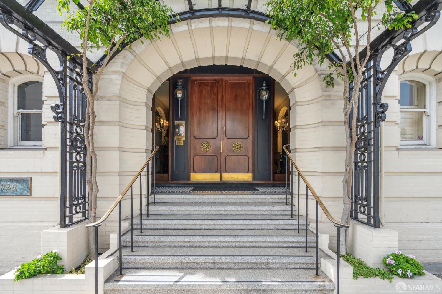 1925 Gough Street # 42