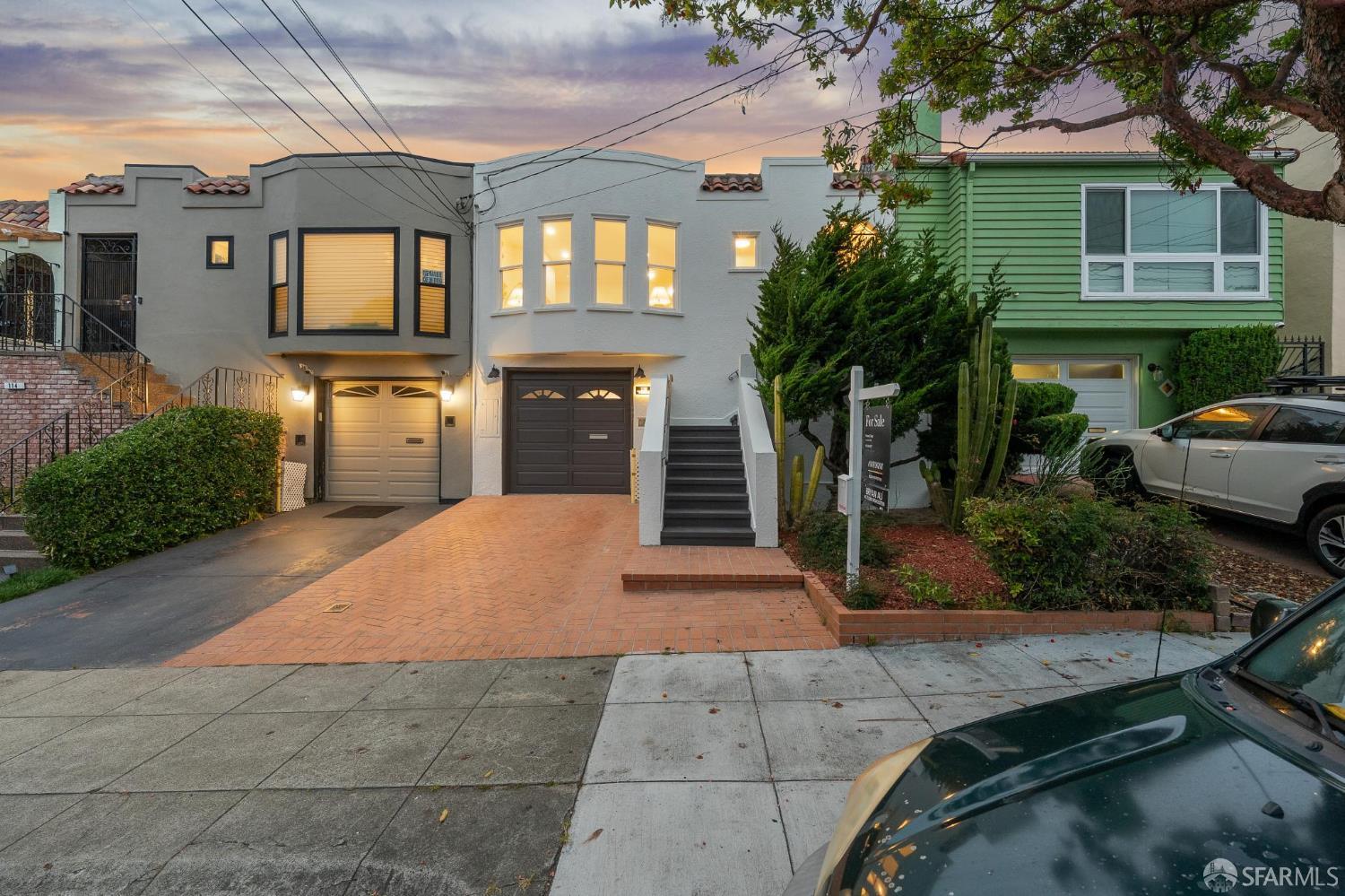 110 W Moltke Street