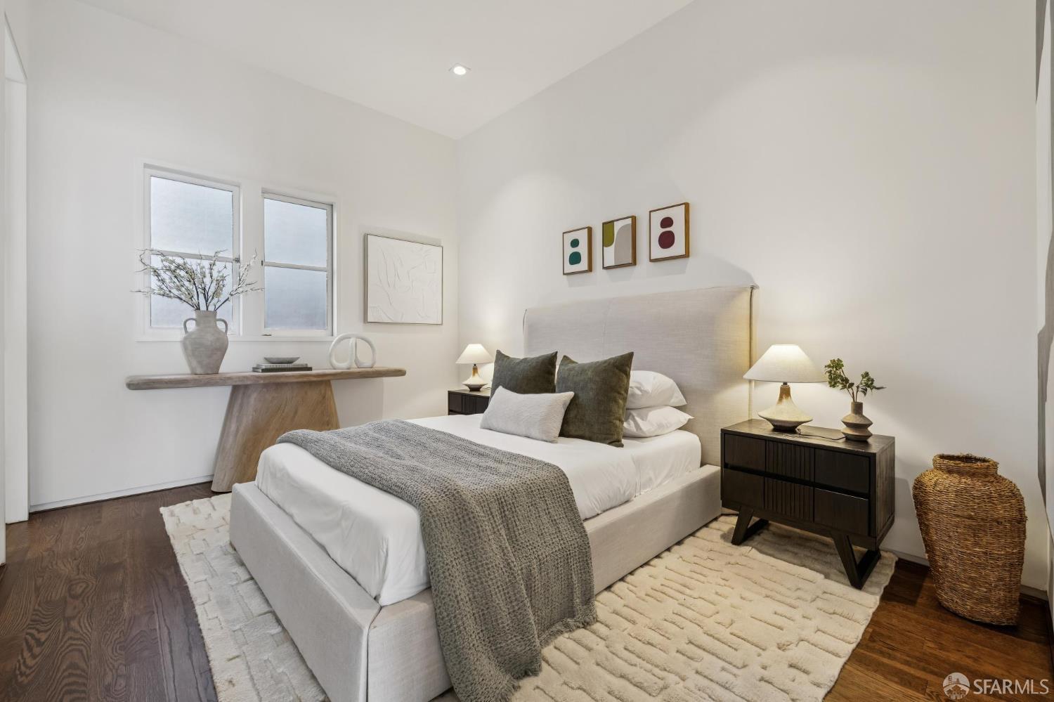 10 Deming Street