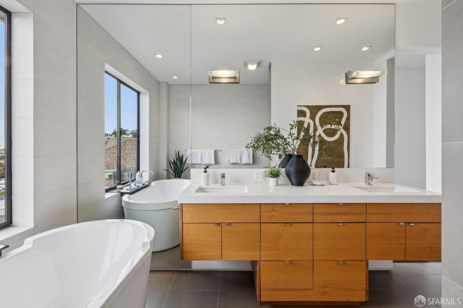 10 Deming Street