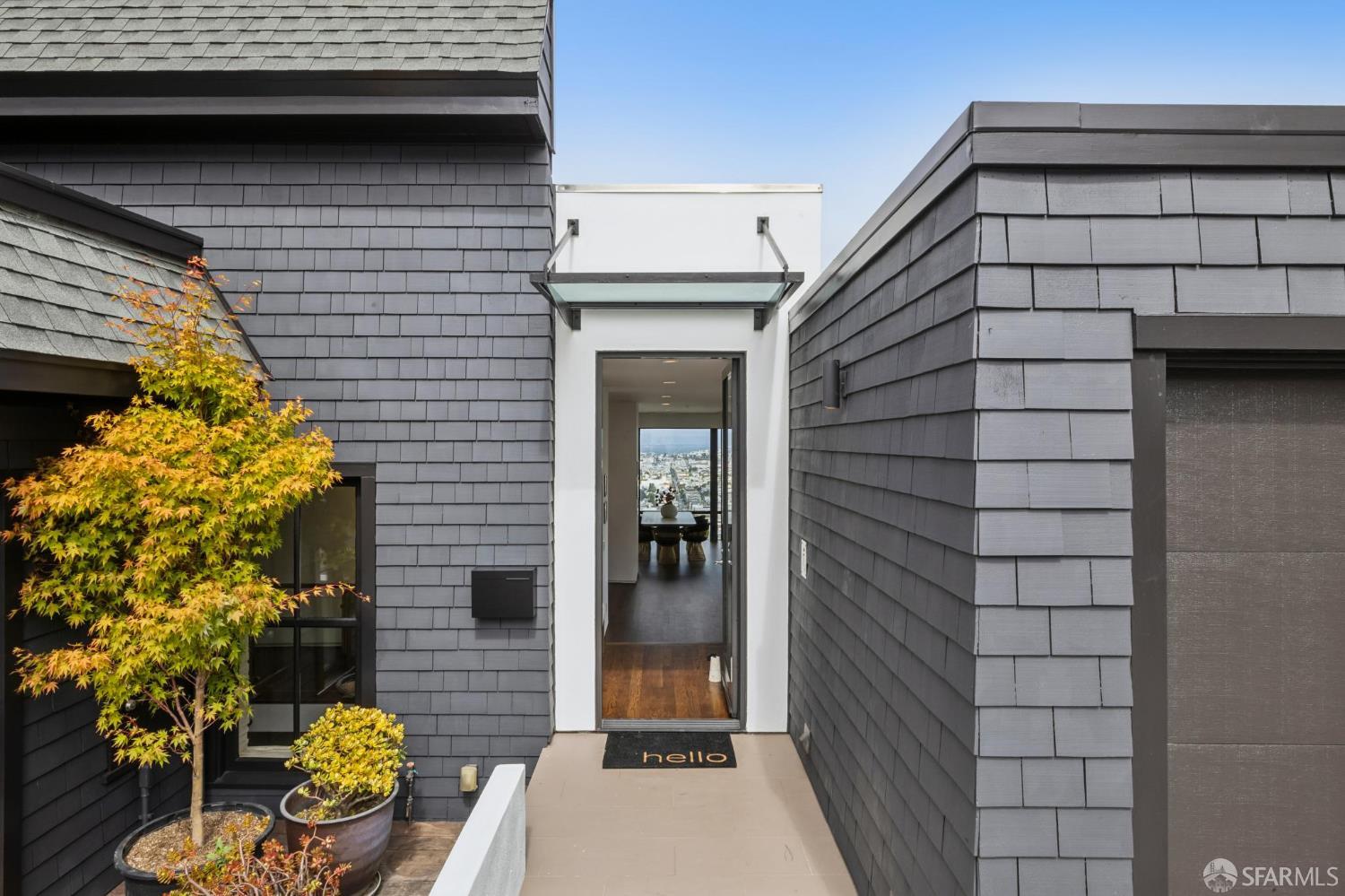 10 Deming Street