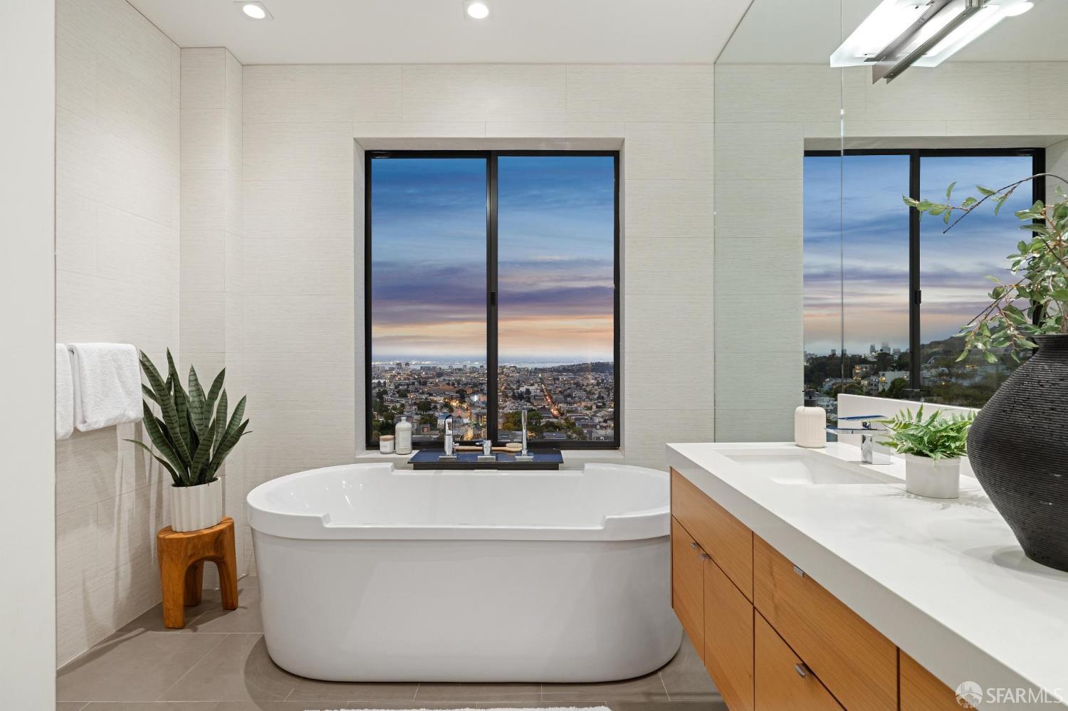 10 Deming Street