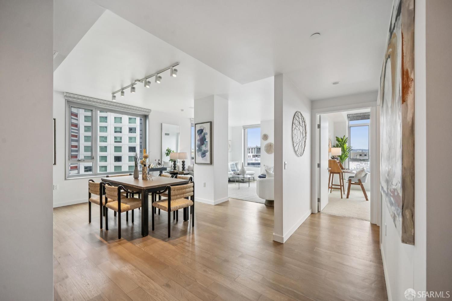 1000 3rd Street # 812