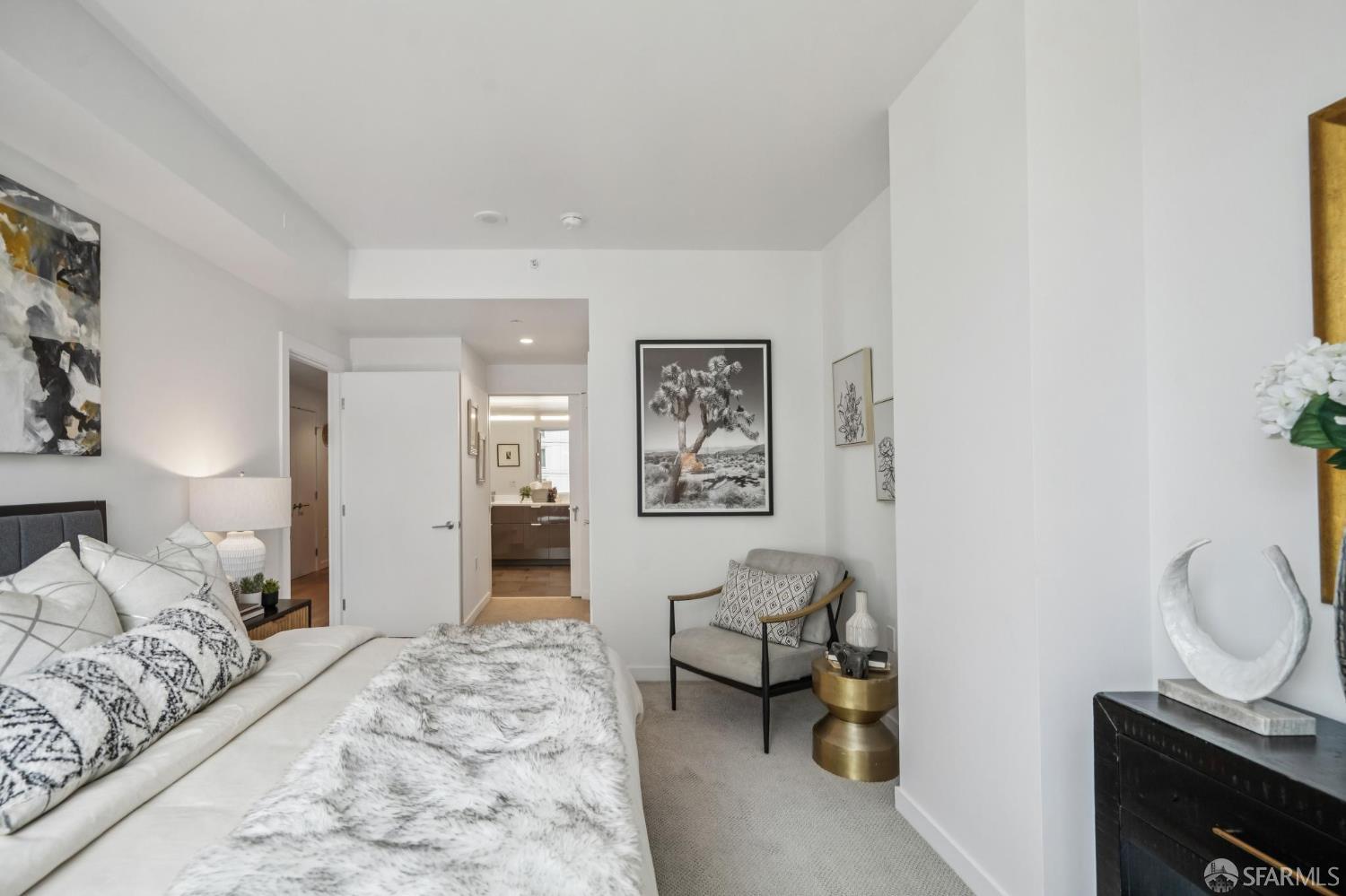 1000 3rd Street # 812