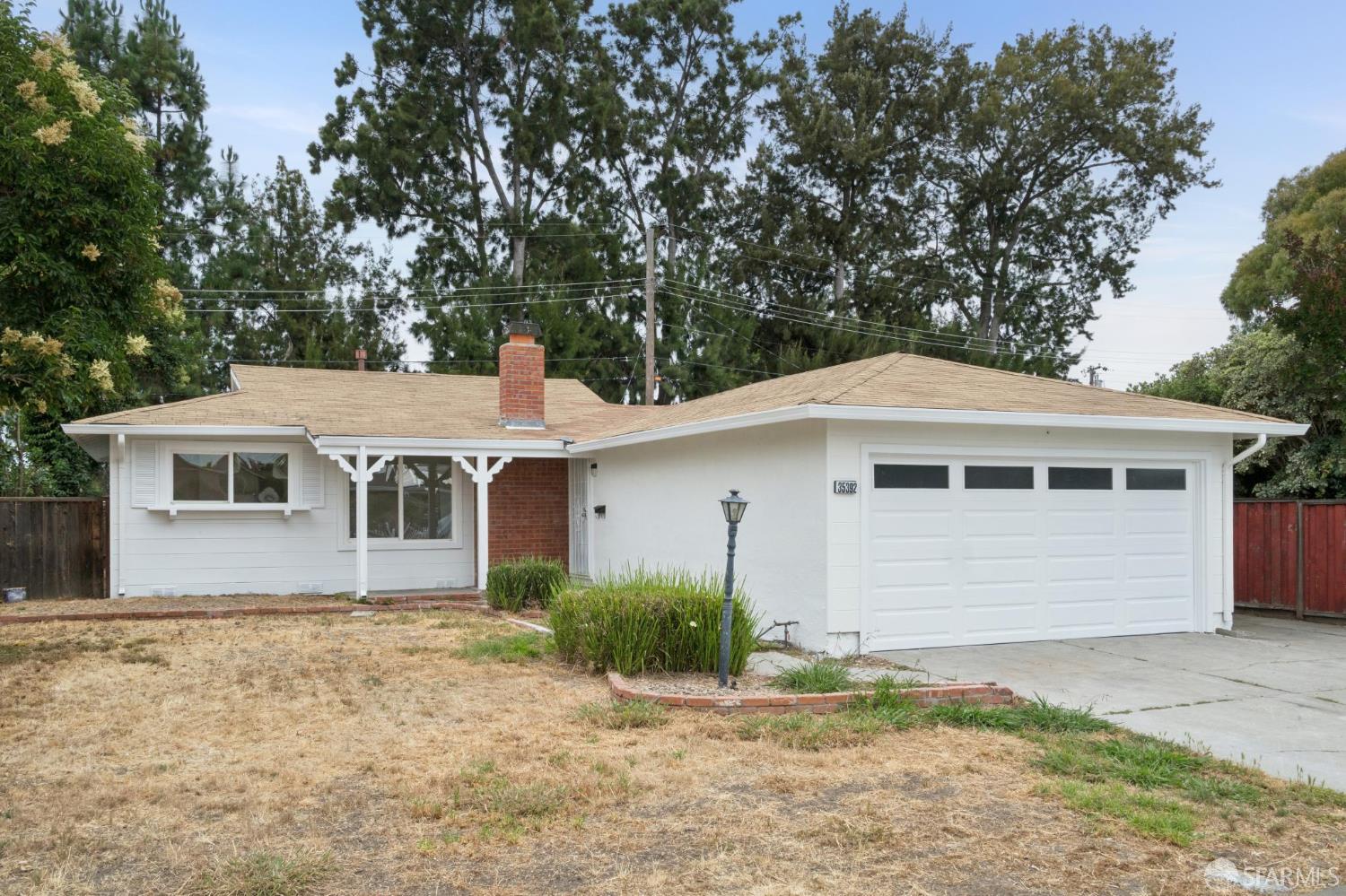 35392 Roca Drive