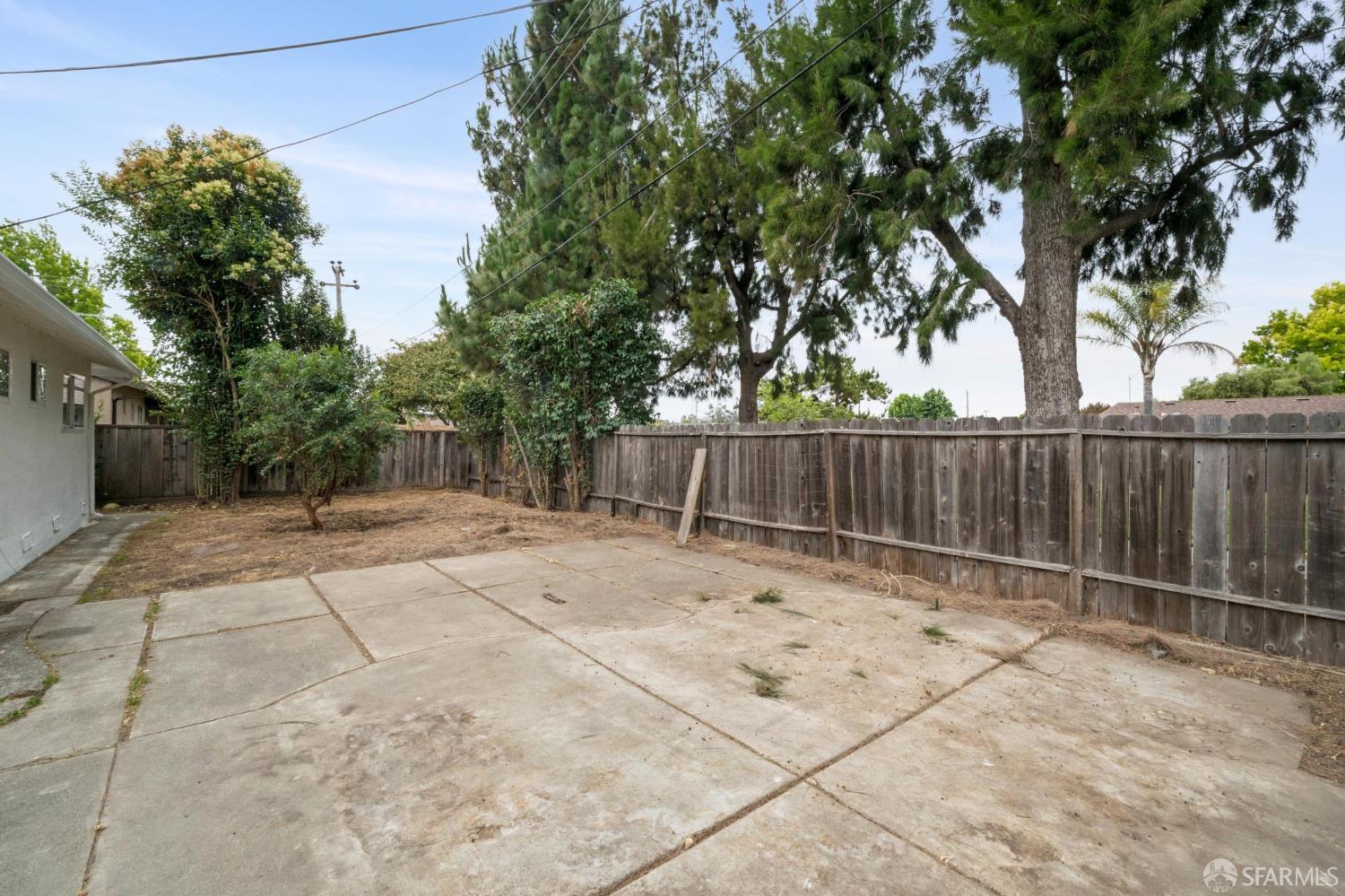 35392 Roca Drive