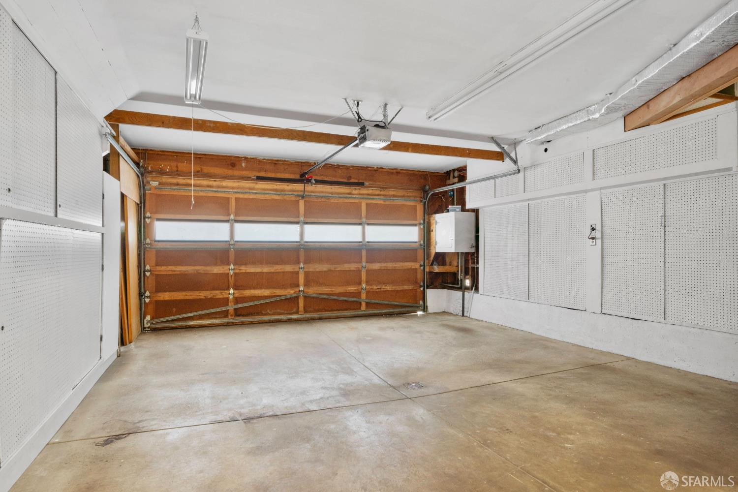 1179 Burrows Street