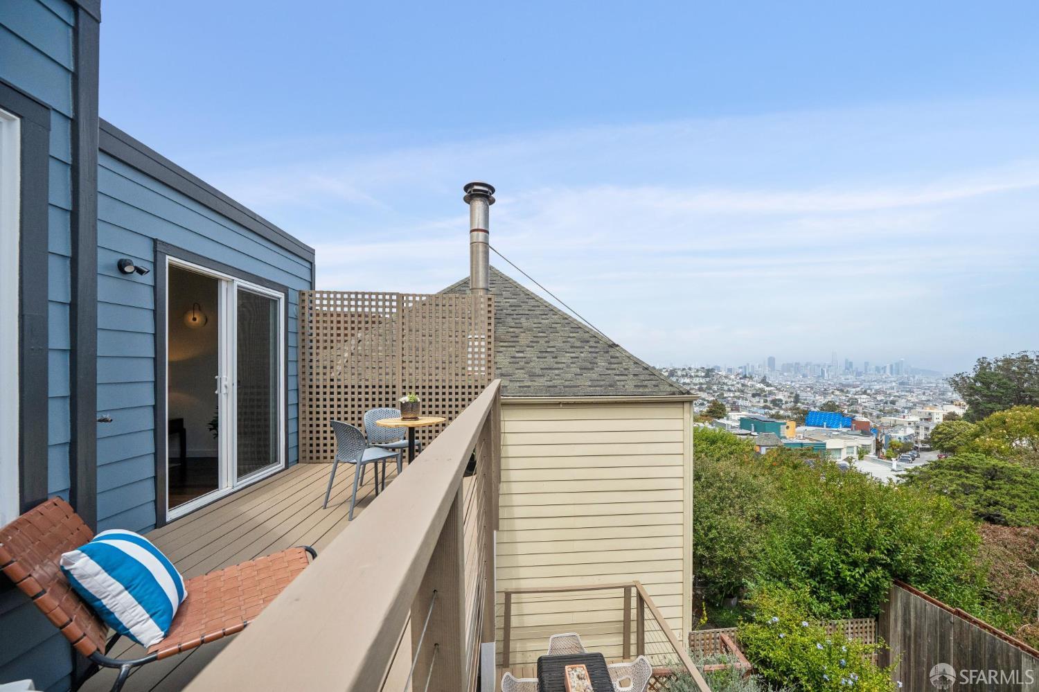 1539 Diamond Street