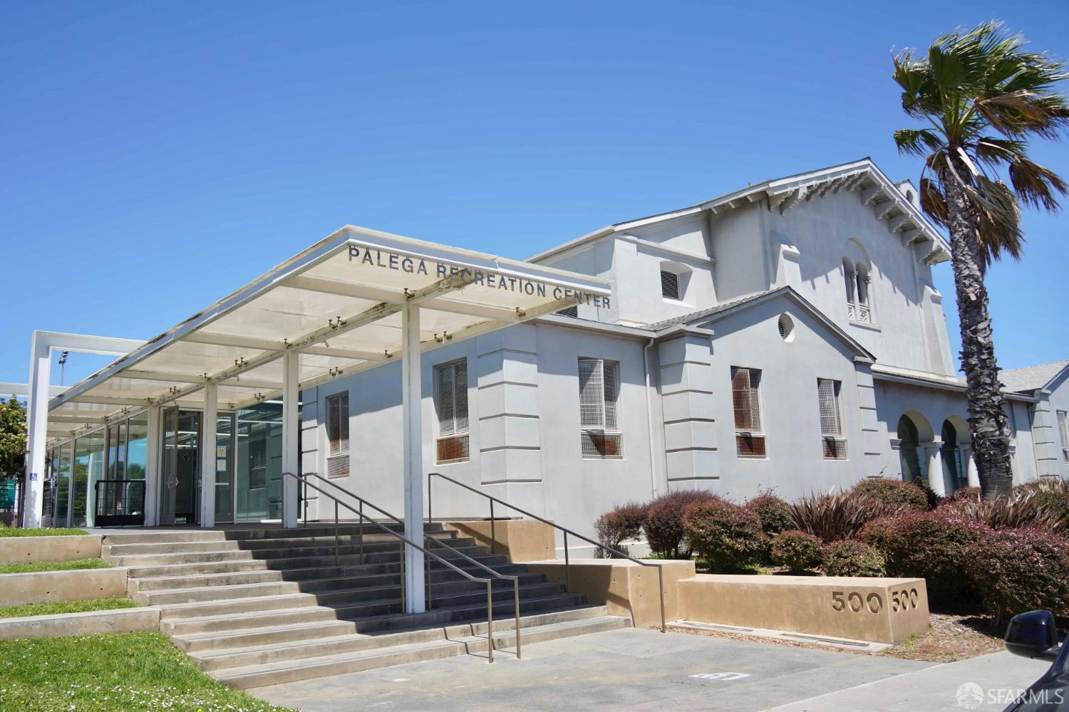 1050 Geneva Avenue