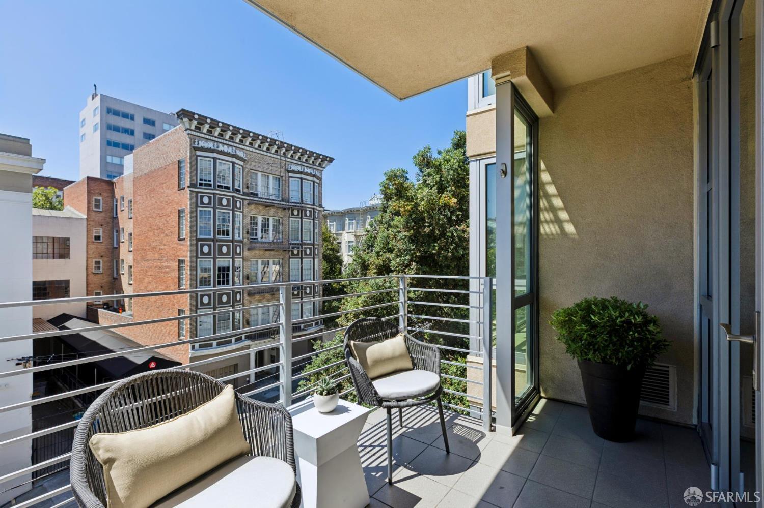 1840 Washington Street # 403