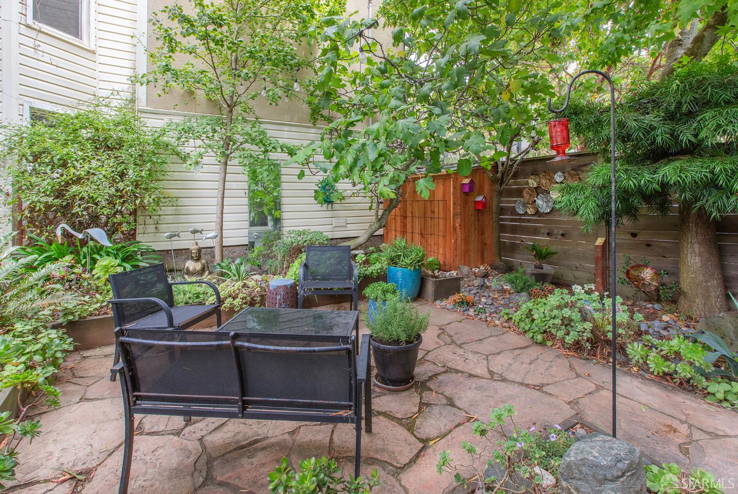 582 Douglass Street