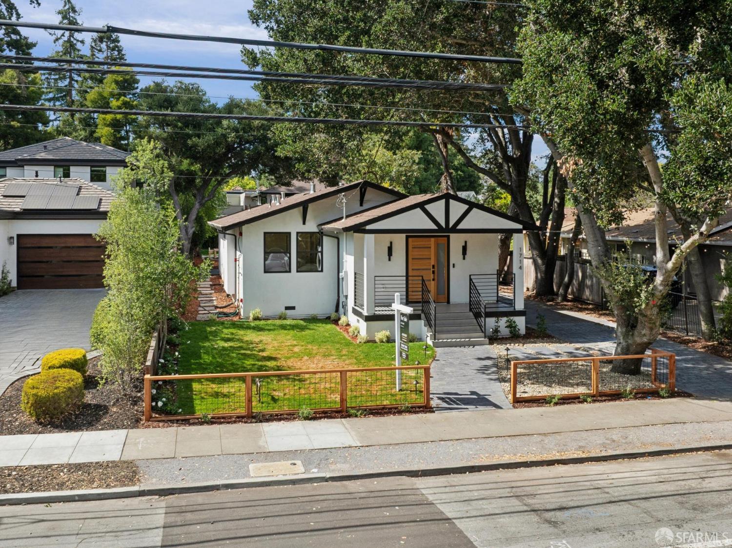 1714 Whipple Avenue