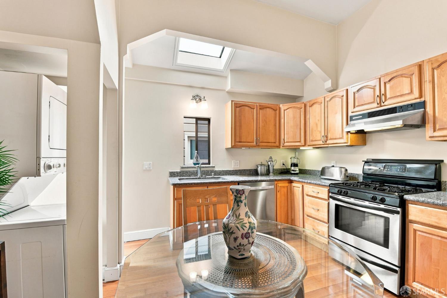 38-38 1/2 Whitney Street