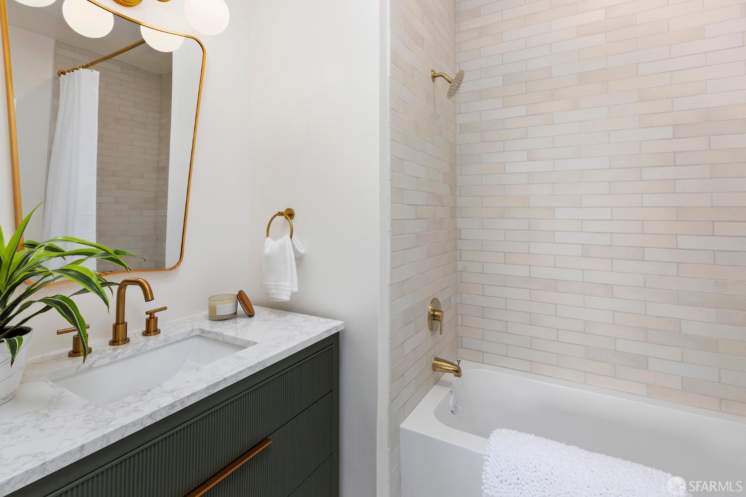 53 Wilder Street # 402