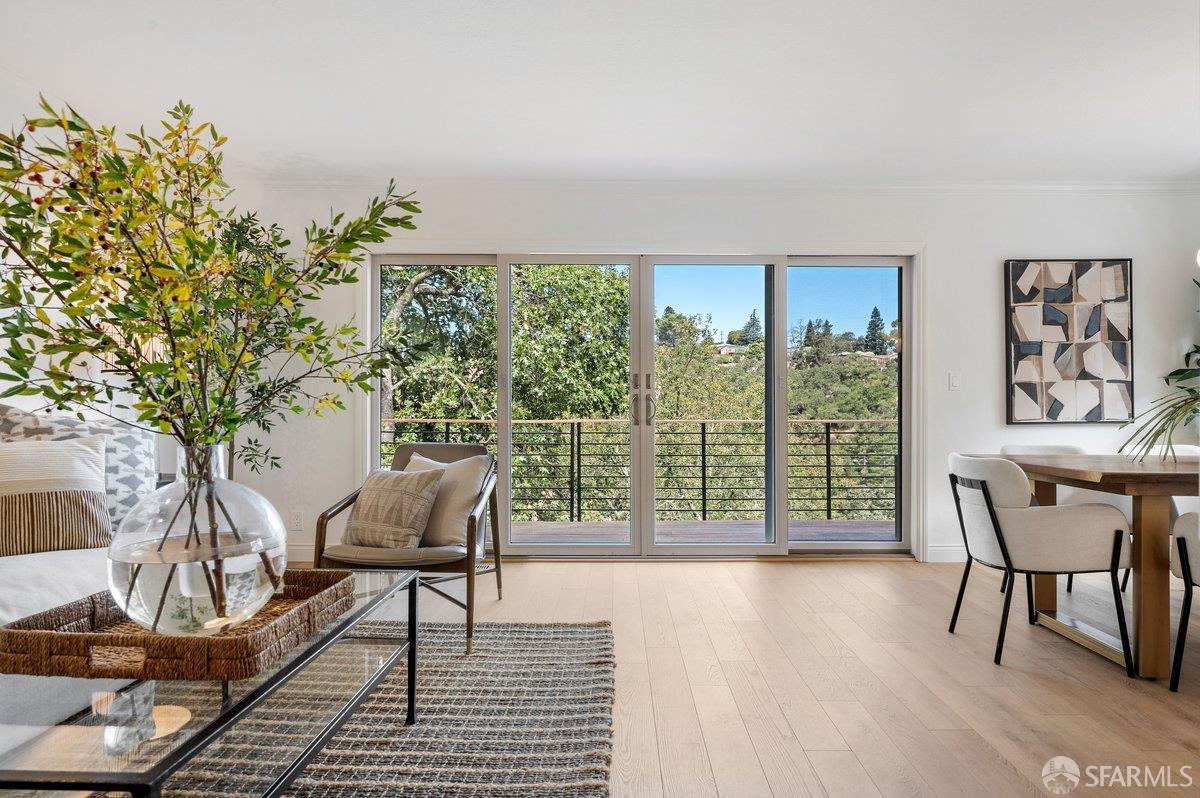 3346 Woodview Court