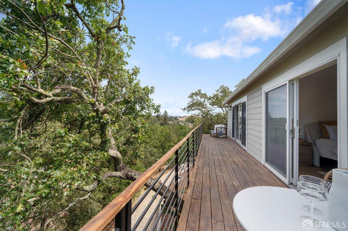 3346 Woodview Court