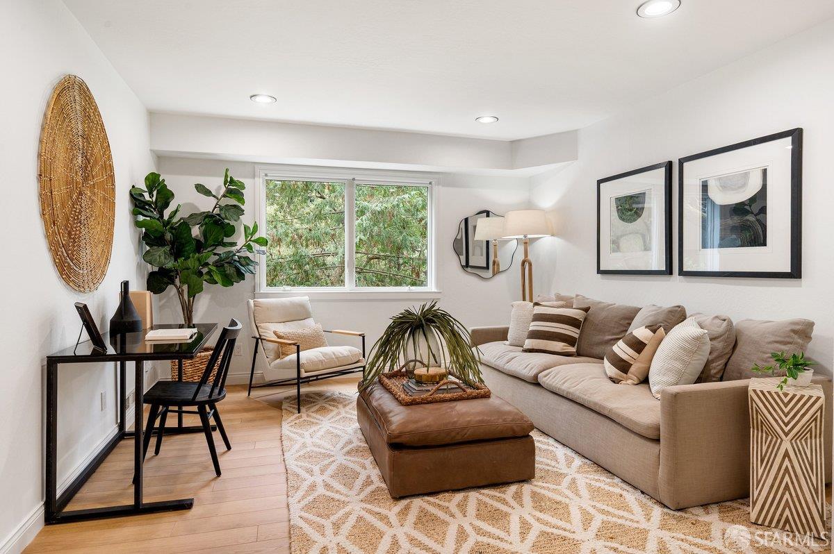 3346 Woodview Court