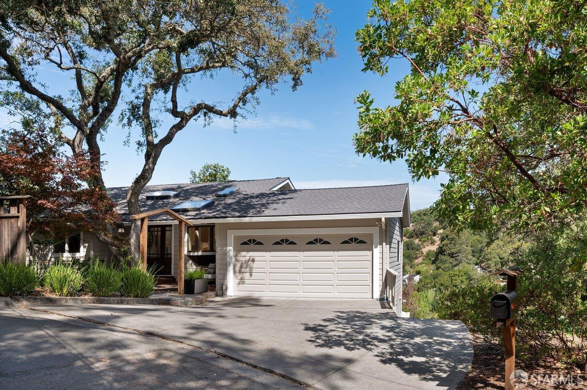 3346 Woodview Court