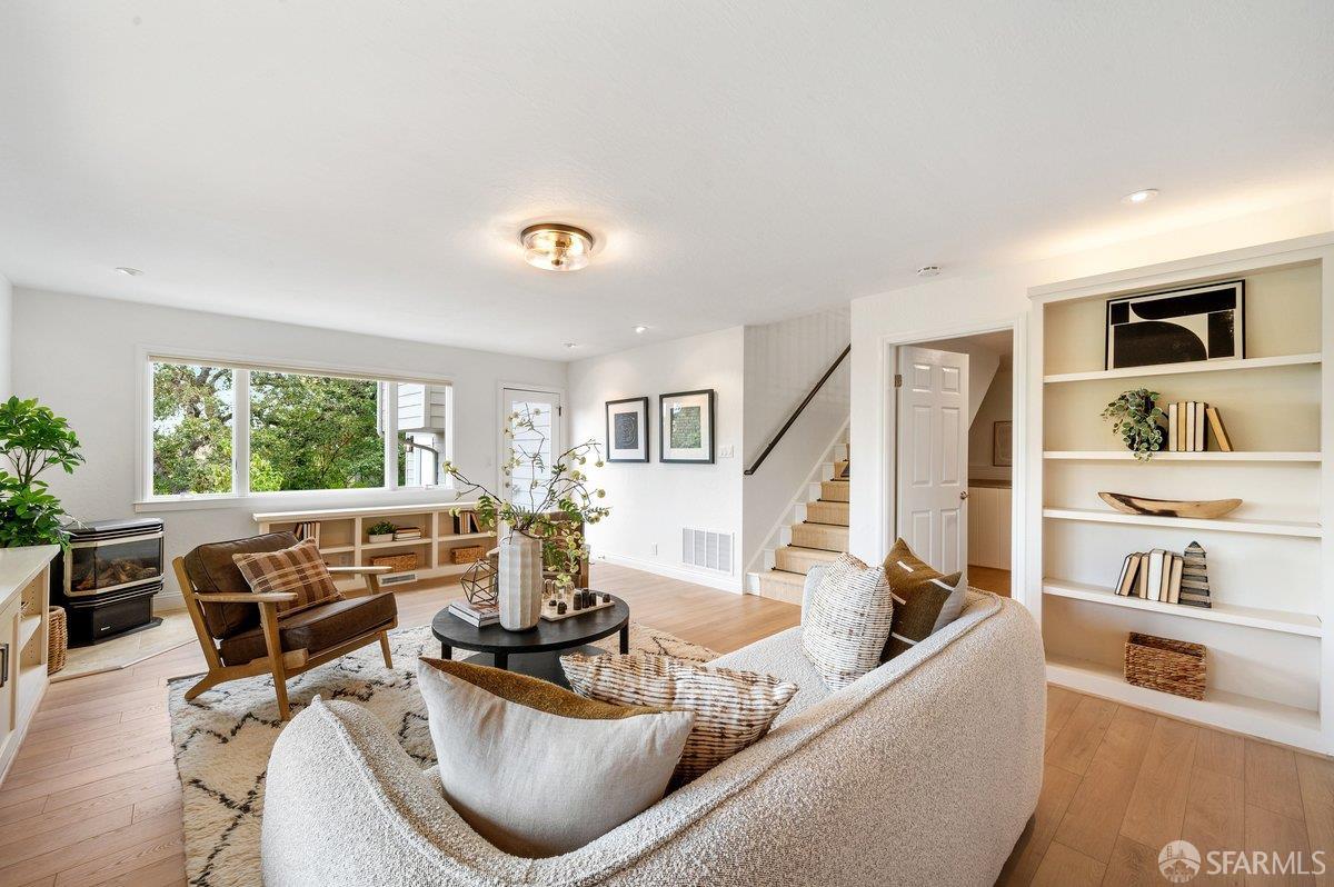3346 Woodview Court