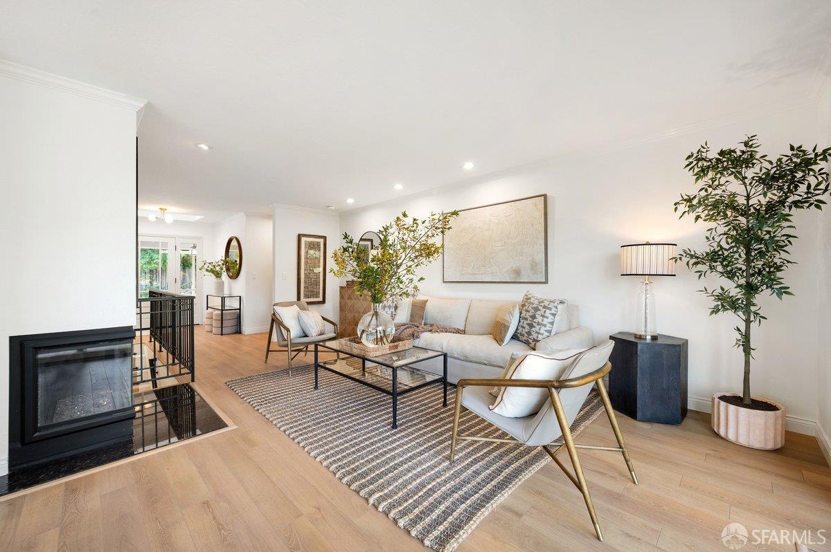 3346 Woodview Court