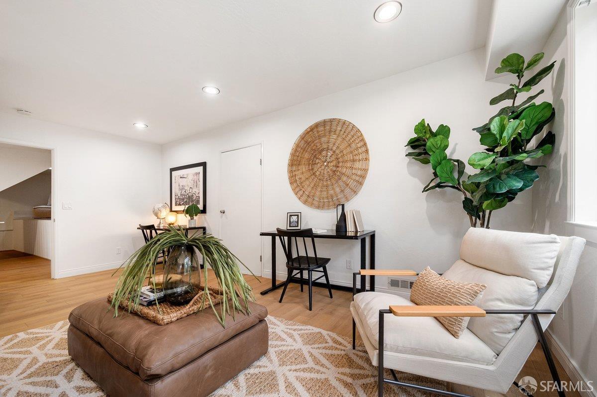 3346 Woodview Court
